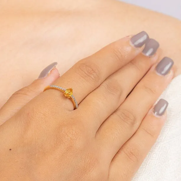 14K Yellow Gold Sapphire Ring