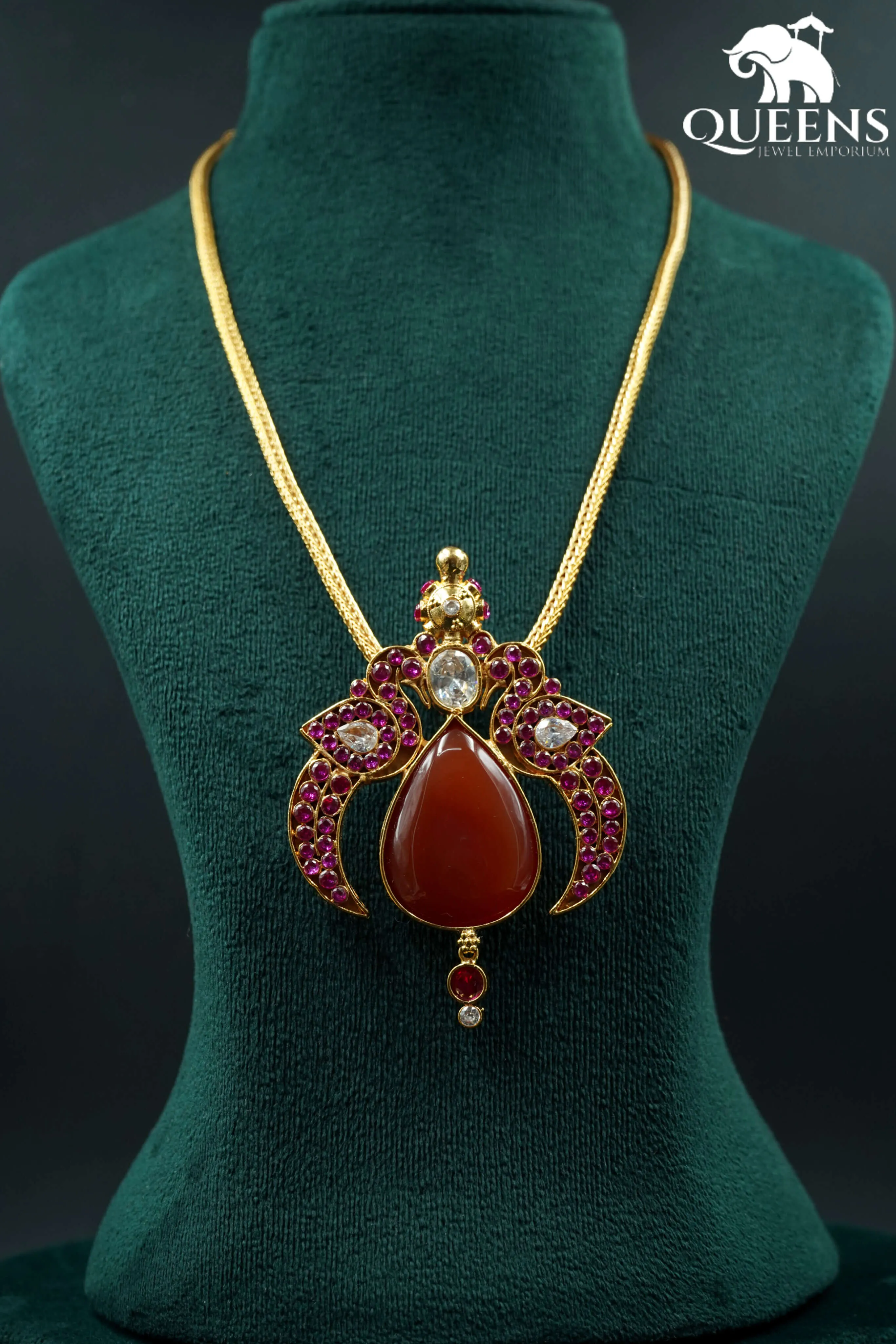 GEETHA PENDANT