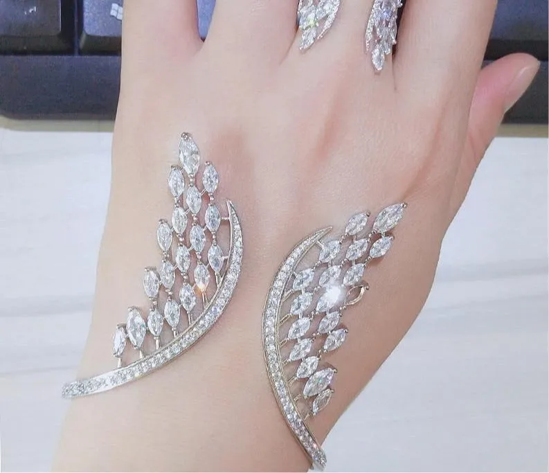 High Quality Cubic Zirconia Wings Opening Adjustable Bracelet & Ring Set