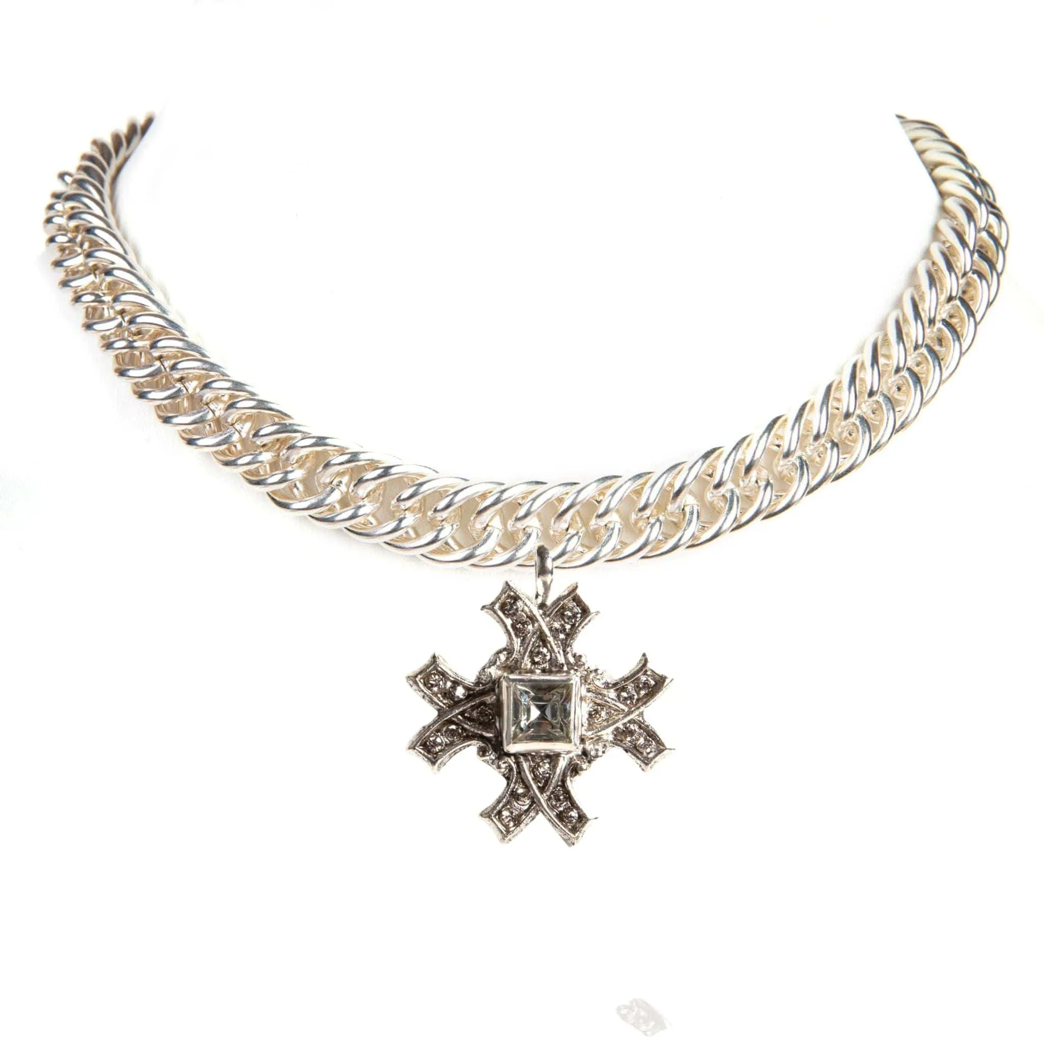 Iconic Chain Choker with Classic Medallions