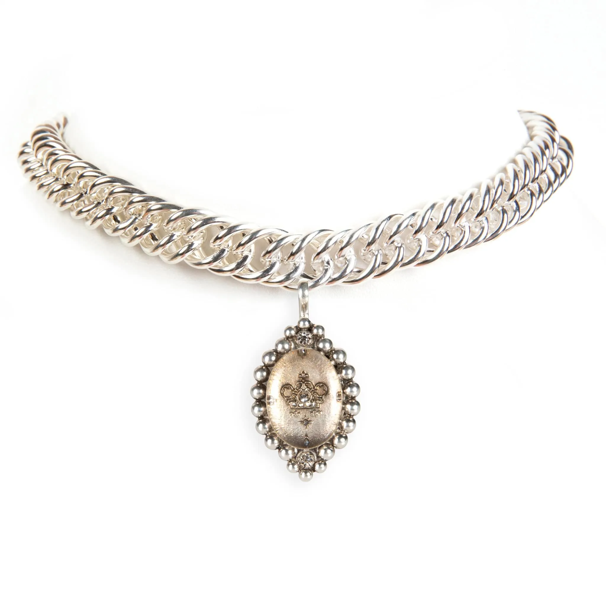 Iconic Chain Choker with Classic Medallions