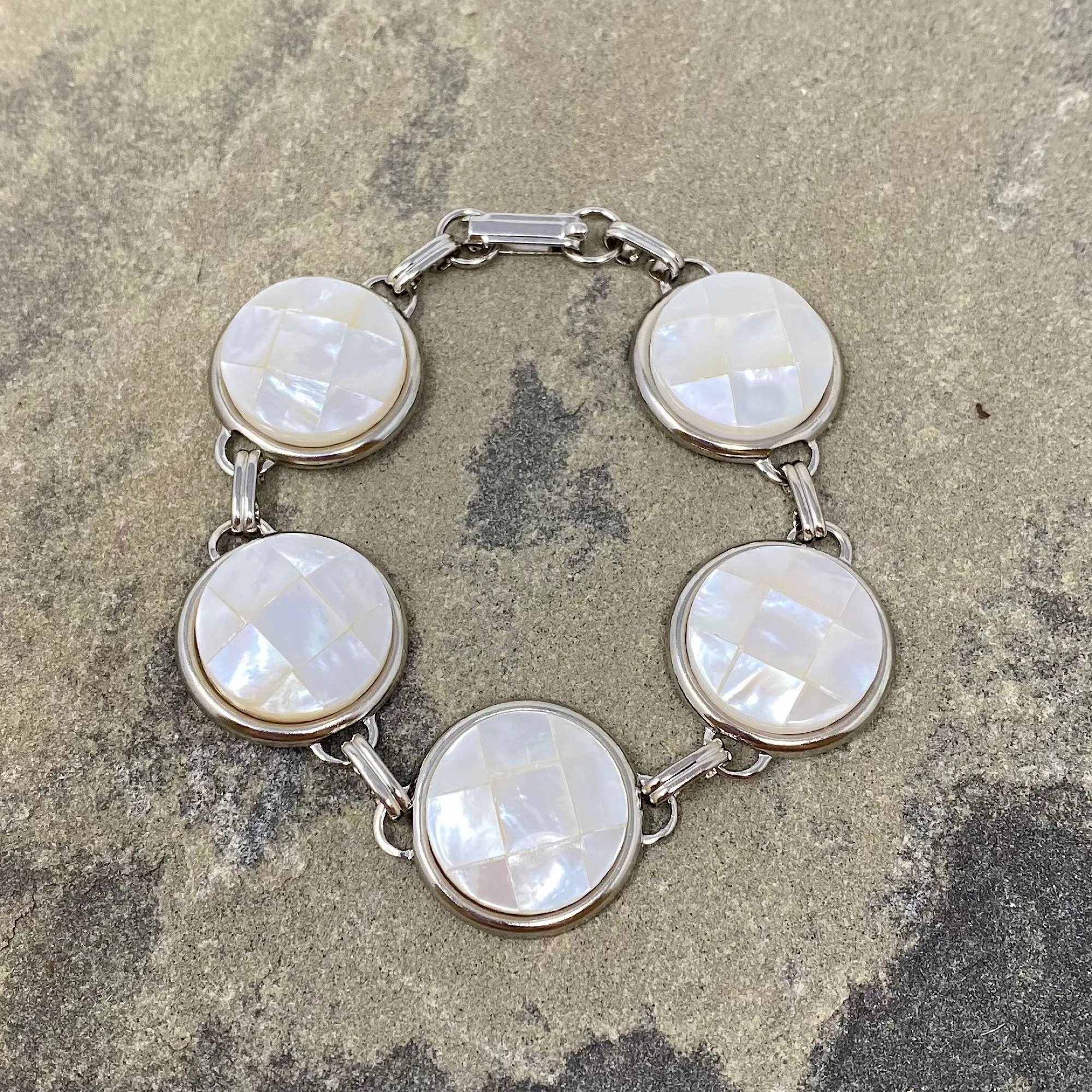 KATIMA mother of pearl bracelet