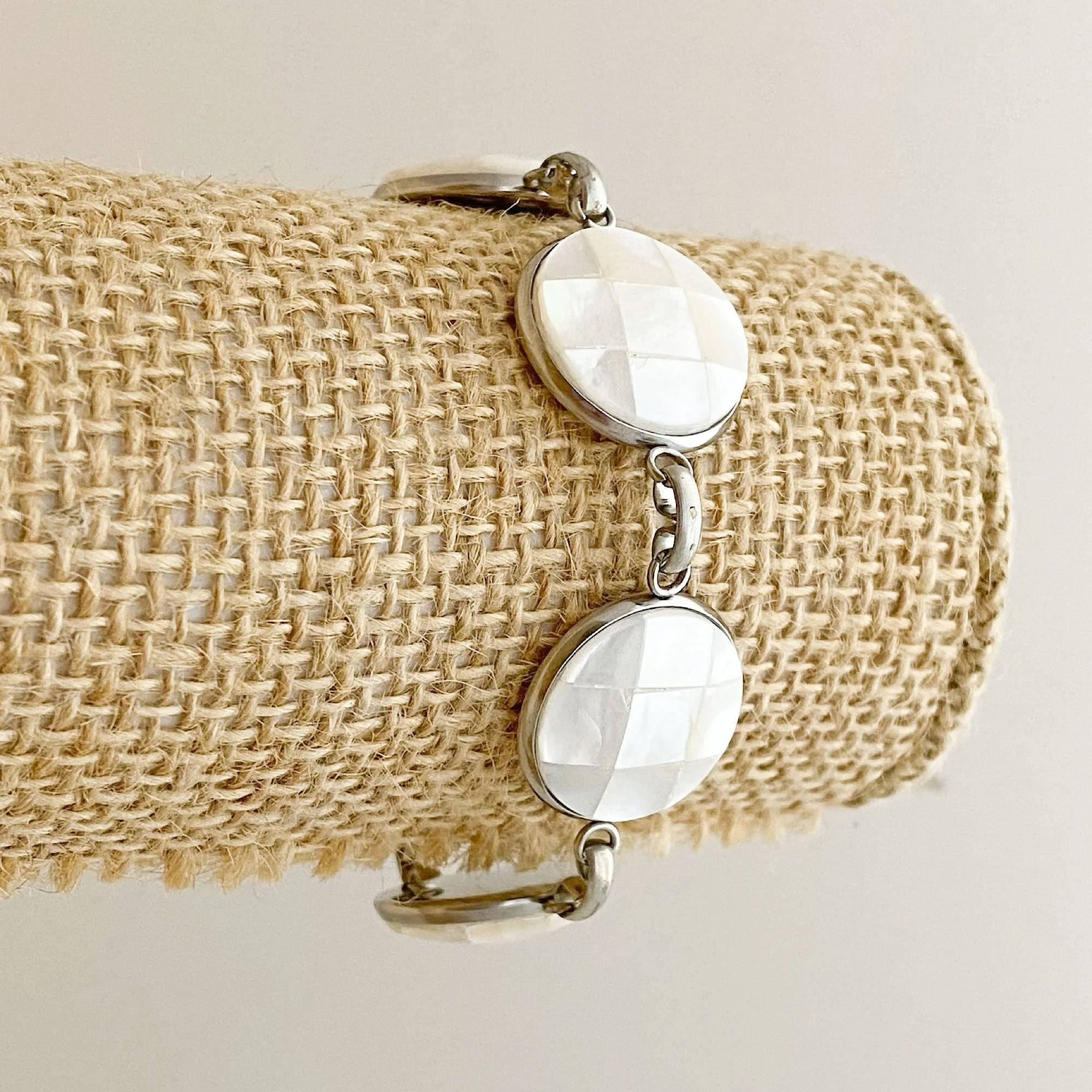 KATIMA mother of pearl bracelet