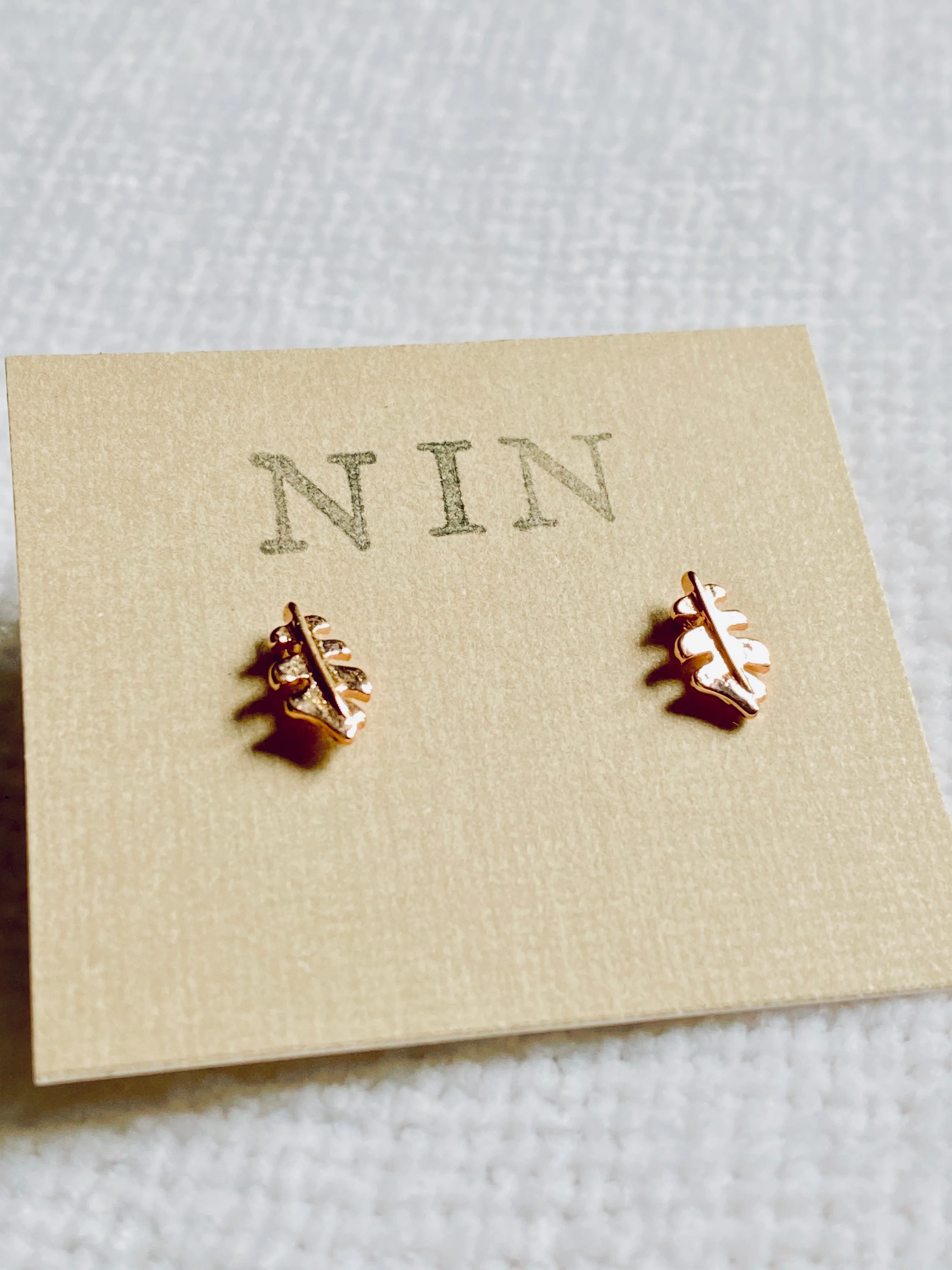 Leaf Stud earrings