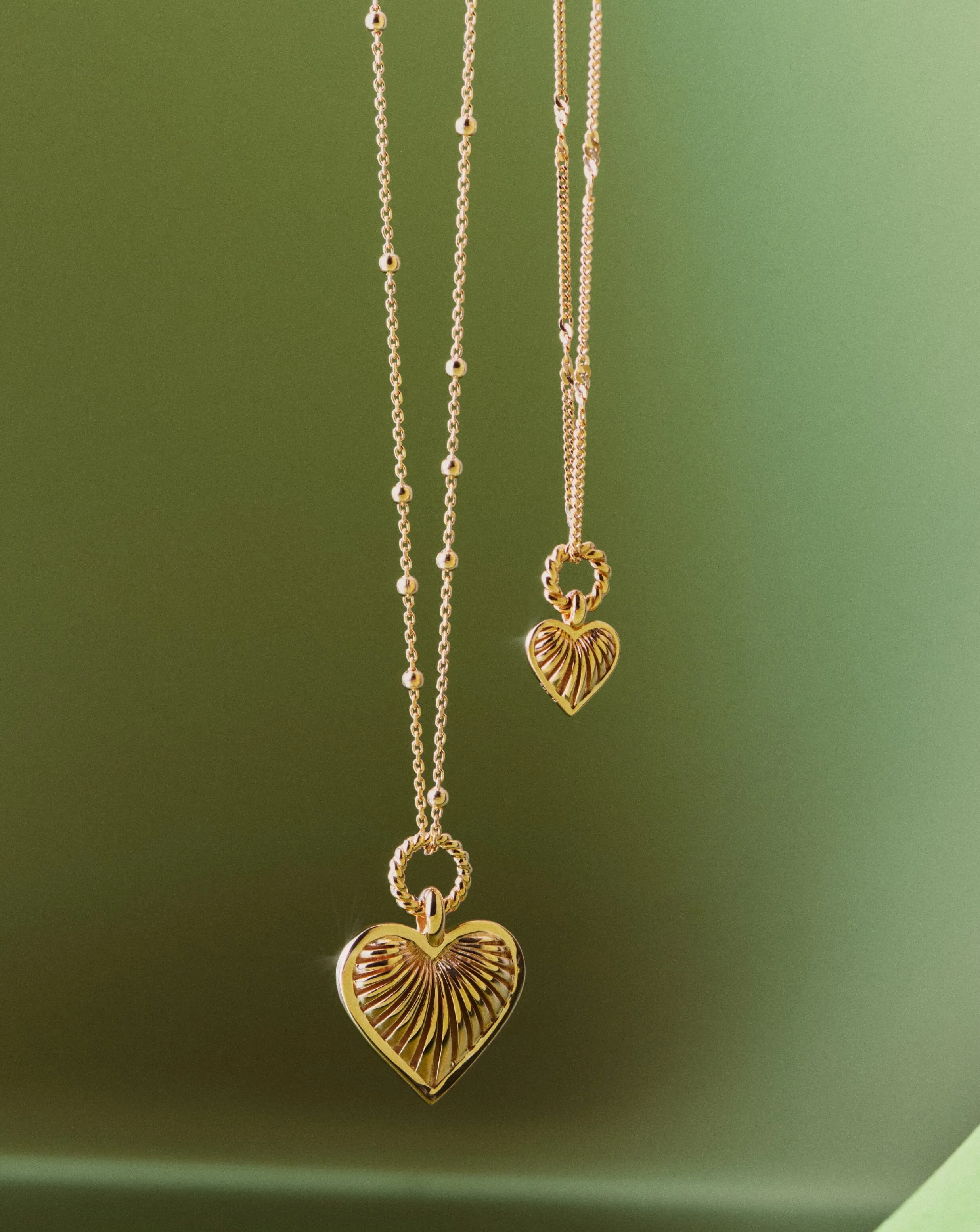 Mini Ridge Heart Charm Pendant Necklace