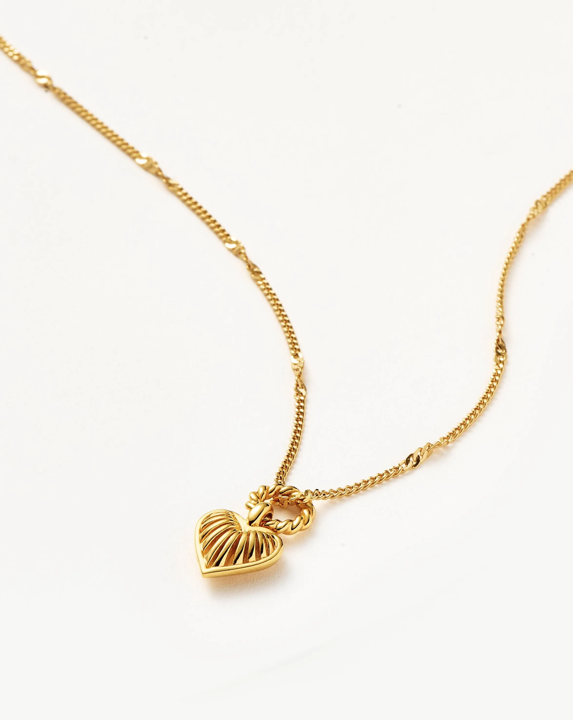 Mini Ridge Heart Charm Pendant Necklace