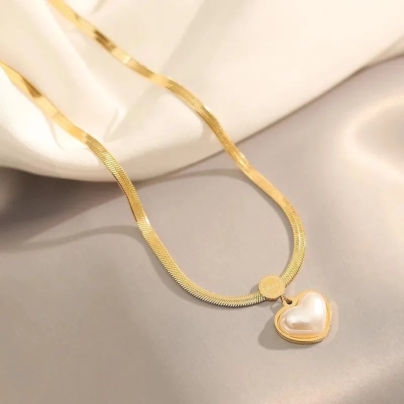 WB125 Pearl Heart Pendant Stainless Steel Necklace: Charm Jewelry